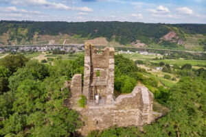 Moseltour Ruine Wolf 450x