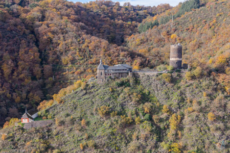 FC9313|1/640 sec|f/1.8|ISO100|05.11,13:02|8.7 mm| Dji Min 5 Pro, Bischofstein Mosel, 2x Modus