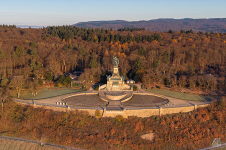 Rhein Dji Min 5 Pro, Niederwald-Denkmal
